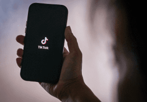 Like TikTok : le moteur essentiel de votre viralité